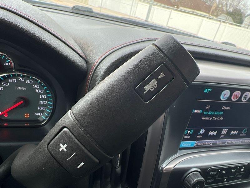 GMC Sierra 1500 4WD Crew Cab 143.5" SLT 2018