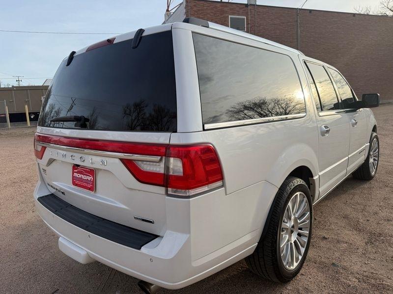 Lincoln Navigator L 4WD 4dr 2015