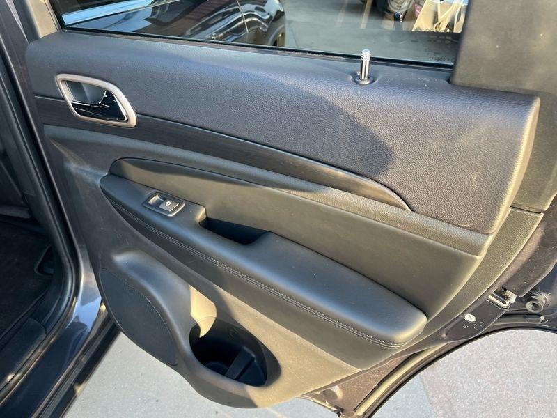 Jeep Grand Cherokee Laredo 4x4 2017