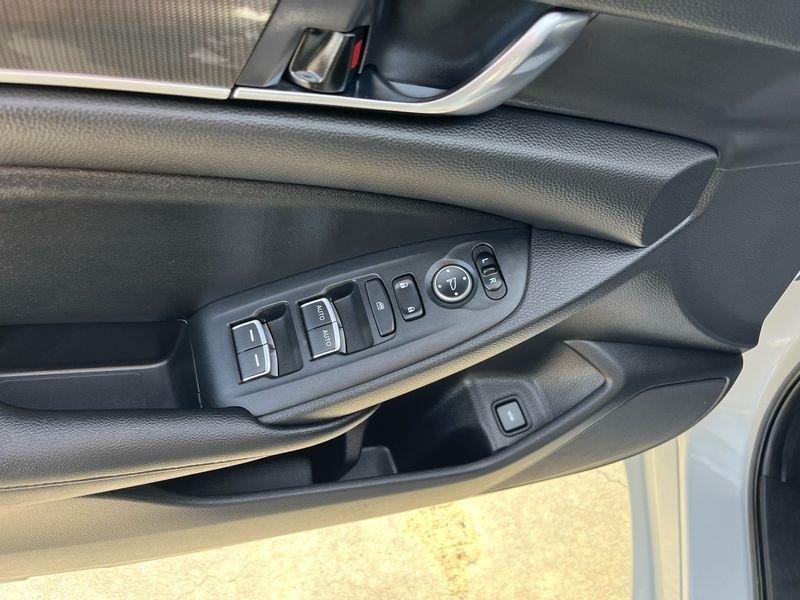 Honda Accord Sedan Sport 2.0T Auto 2019