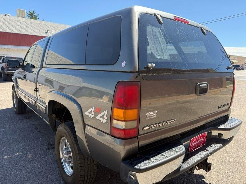 Chevrolet Silverado 2500HD Ext Cab 143.5" WB 4WD LS 2002