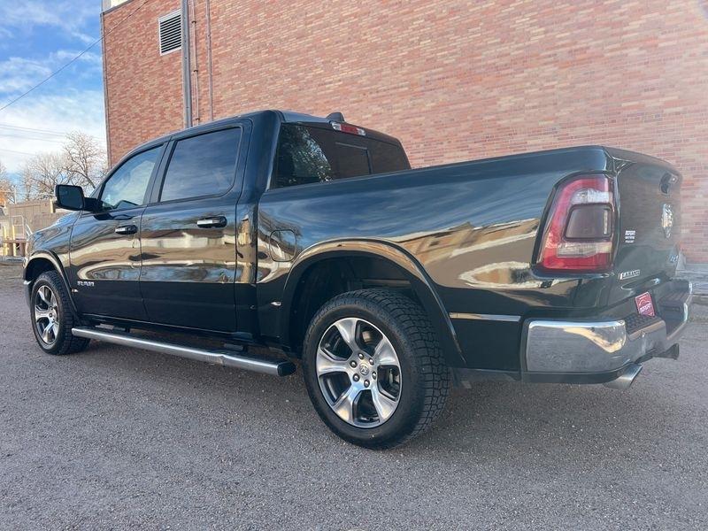RAM 1500 Laramie 4x4 Crew Cab 5'7" Box 2019