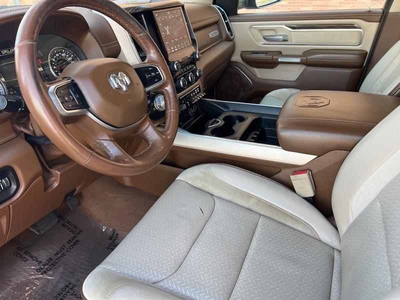 RAM 1500 Laramie 4x4 Crew Cab 5'7" Box 2019