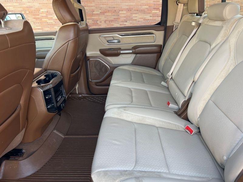 RAM 1500 Laramie 4x4 Crew Cab 5'7" Box 2019