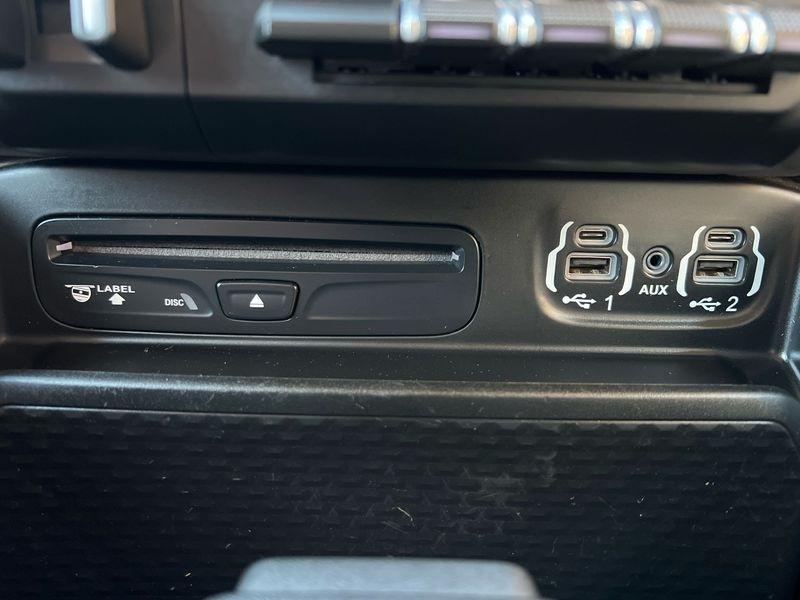 RAM 1500 Laramie 4x4 Crew Cab 5'7" Box 2019