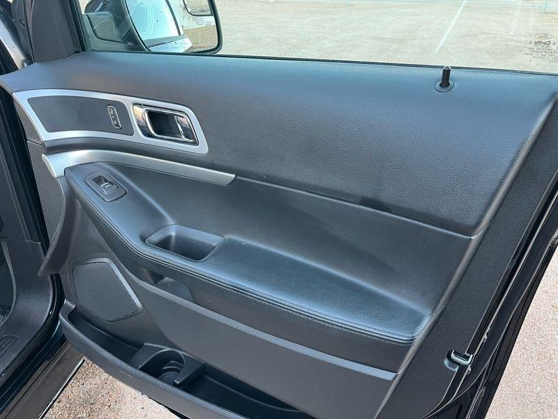 Ford Explorer 4WD 4dr XLT 2014