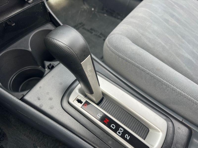 Honda Civic Sdn LX AT 2005