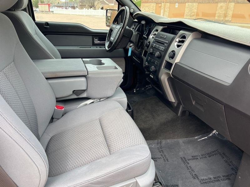 Ford F-150 4WD SuperCrew 145" Platinum 2012