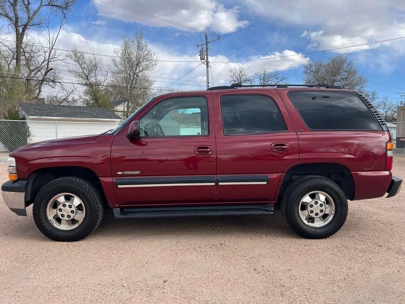 Chevrolet Tahoe 4dr 4WD LT 2001