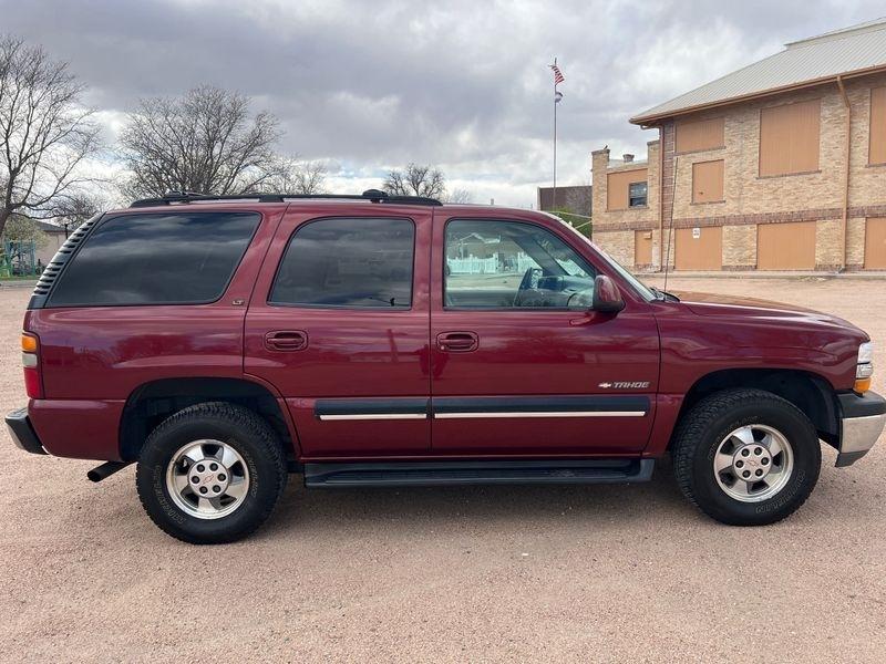 Chevrolet Tahoe 4dr 4WD LT 2001