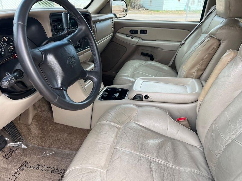 Chevrolet Tahoe 4dr 4WD LT 2001