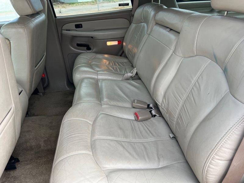 Chevrolet Tahoe 4dr 4WD LT 2001