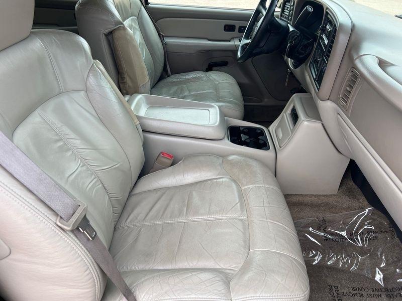 Chevrolet Tahoe 4dr 4WD LT 2001