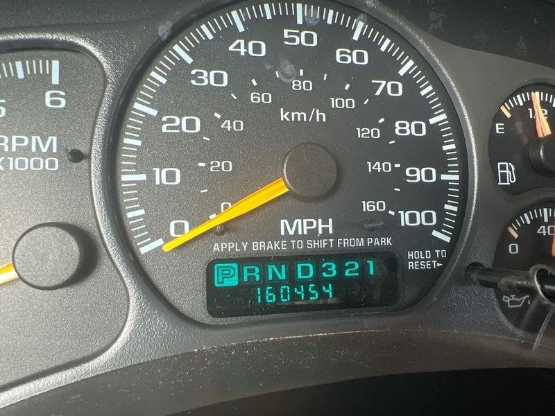 Chevrolet Tahoe 4dr 4WD LT 2001