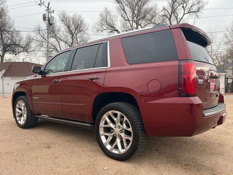 Chevrolet Tahoe 4WD 4dr Premier 2017