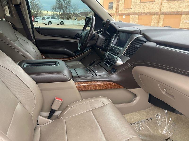 Chevrolet Tahoe 4WD 4dr Premier 2017