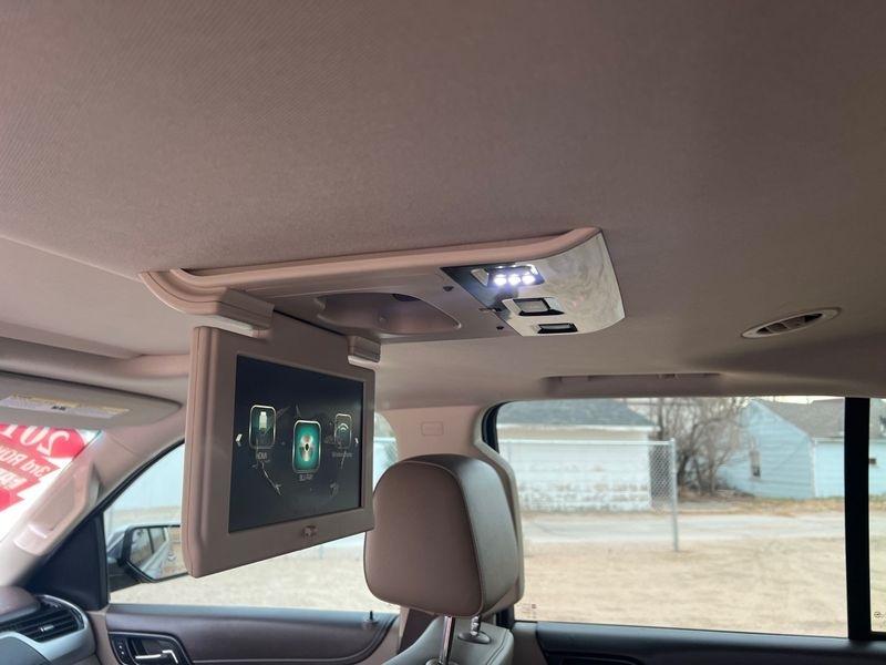 Chevrolet Tahoe 4WD 4dr Premier 2017