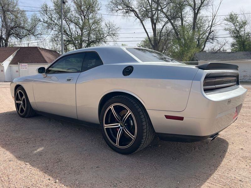 Dodge Challenger 2dr Cpe SRT8 2009