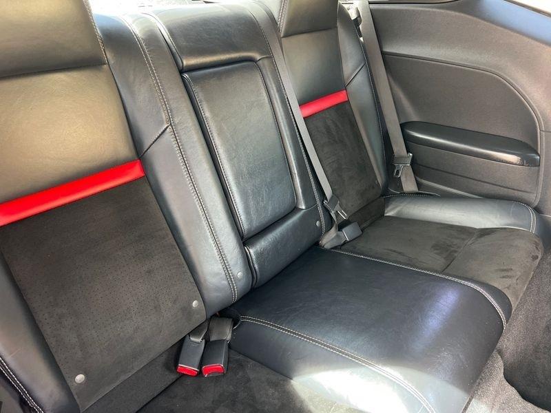 Dodge Challenger 2dr Cpe SRT8 2009