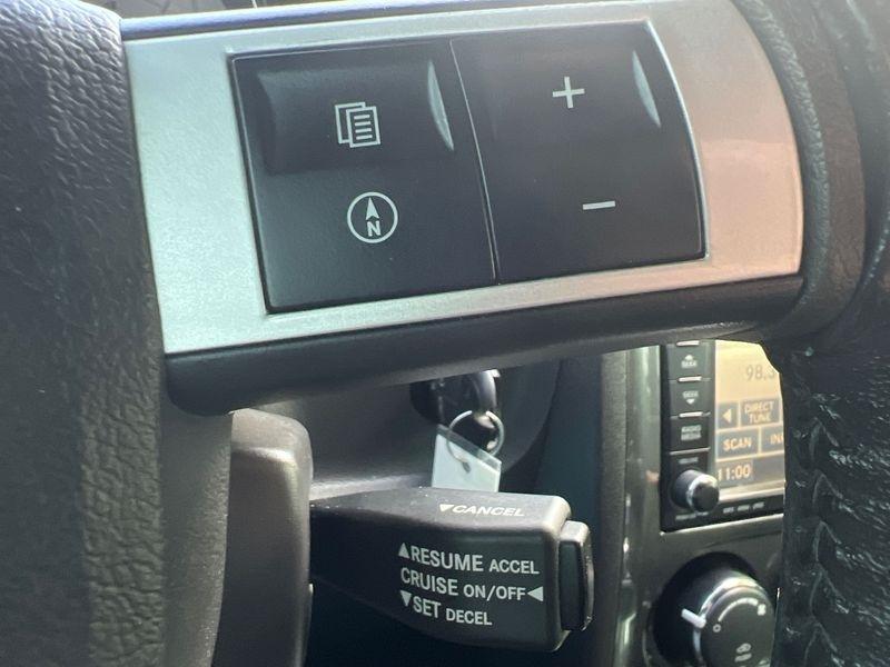 Dodge Challenger 2dr Cpe SRT8 2009