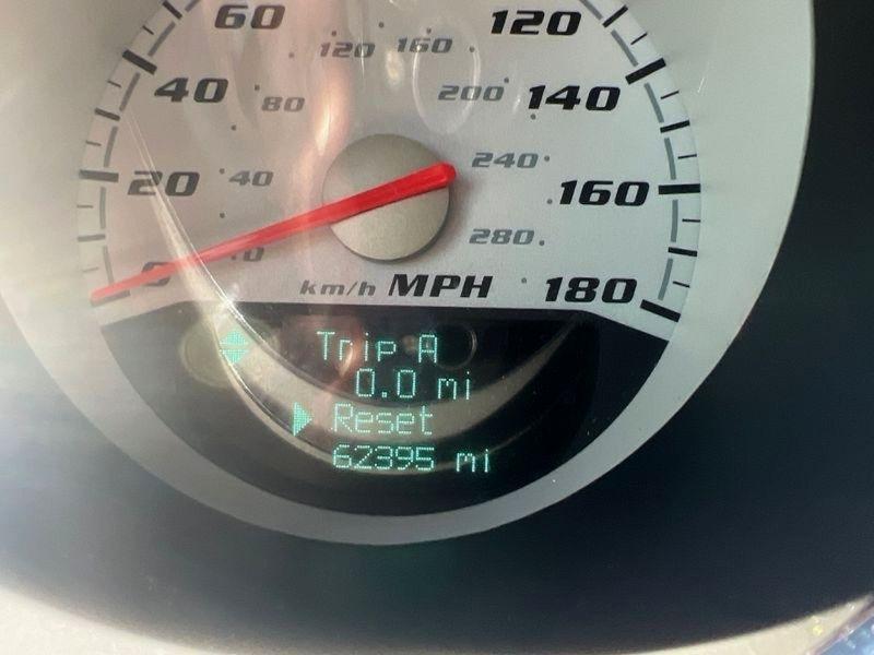 Dodge Challenger 2dr Cpe SRT8 2009