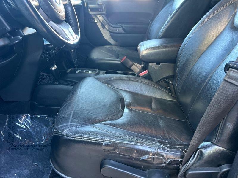 Jeep Wrangler Unlimited 4WD 4dr Moab *Ltd Avail* 2013