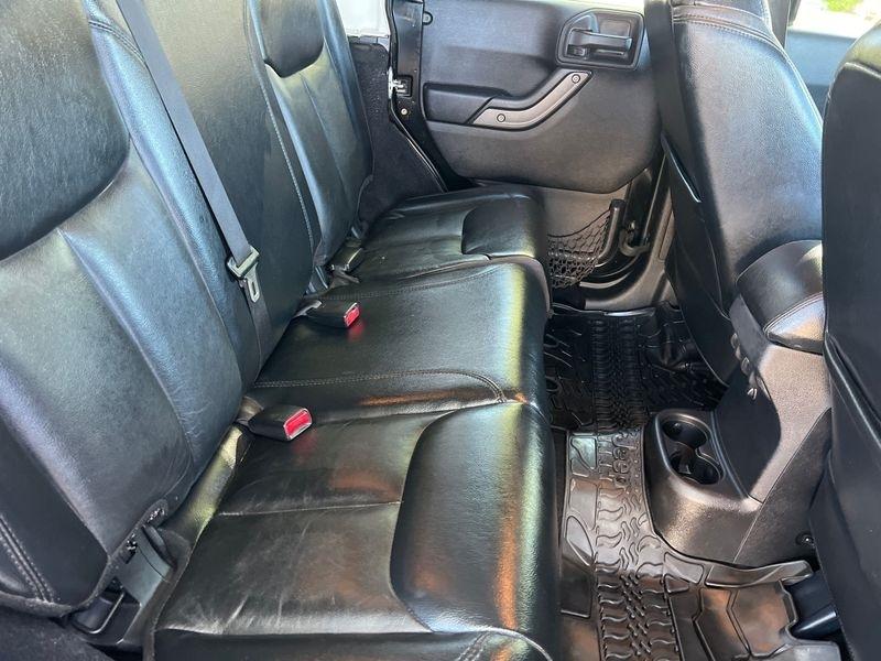 Jeep Wrangler Unlimited 4WD 4dr Moab *Ltd Avail* 2013