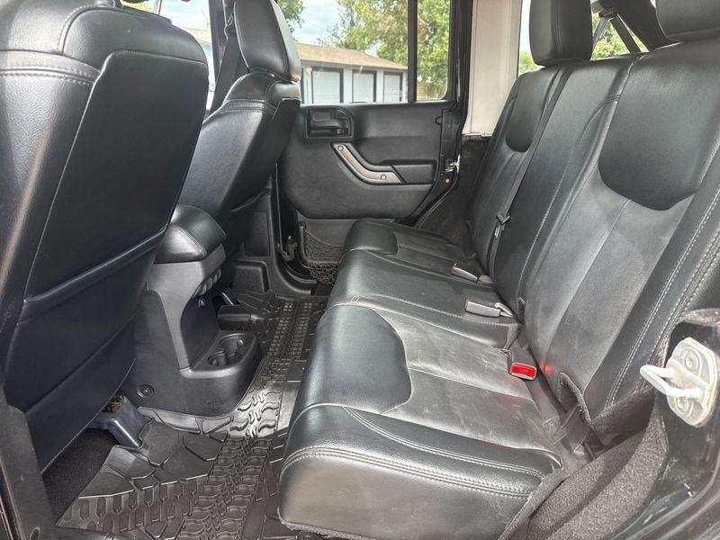 Jeep Wrangler Unlimited 4WD 4dr Moab *Ltd Avail* 2013