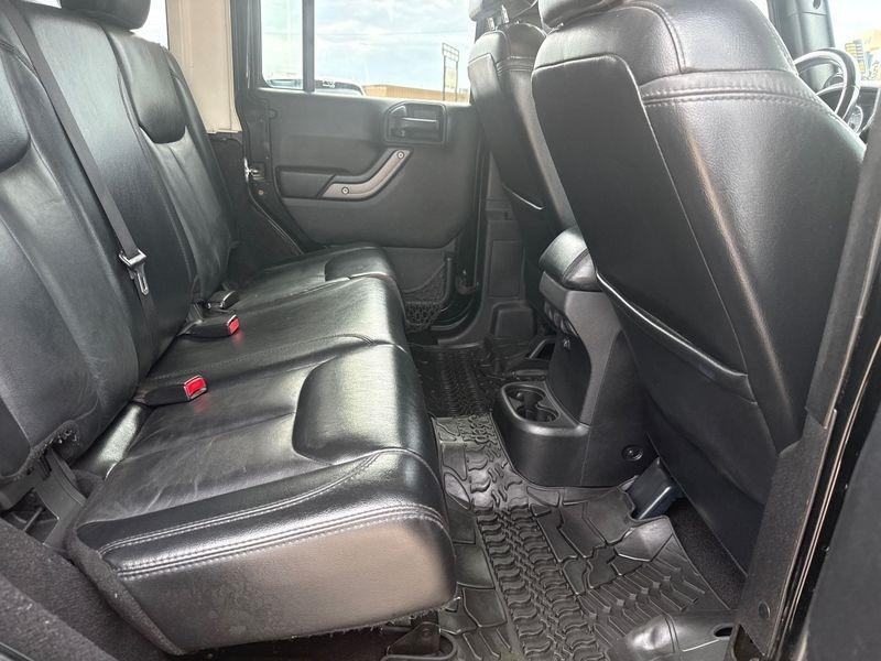Jeep Wrangler Unlimited 4WD 4dr Moab *Ltd Avail* 2013