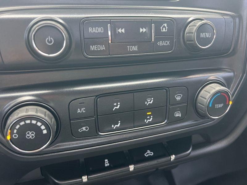 Chevrolet Silverado 1500 4WD Double Cab 143.5" Work Truck w/1WT 2014