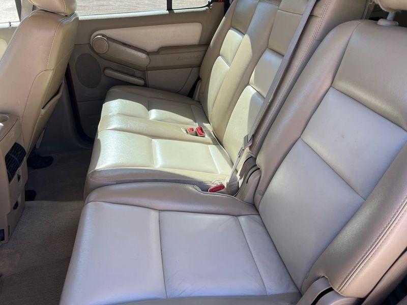 Ford Explorer 4WD 4dr Eddie Bauer 2010