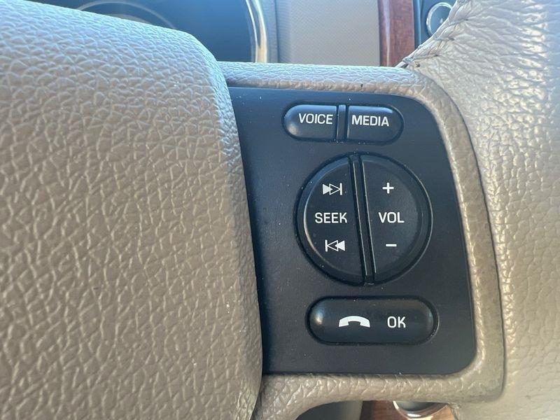 Ford Explorer 4WD 4dr Eddie Bauer 2010