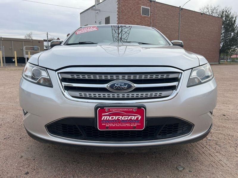 Ford Taurus 4dr Sdn Limited FWD 2011