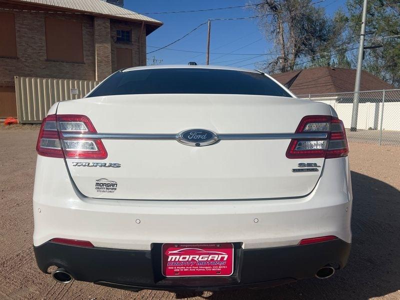 Ford Taurus SEL FWD 2018