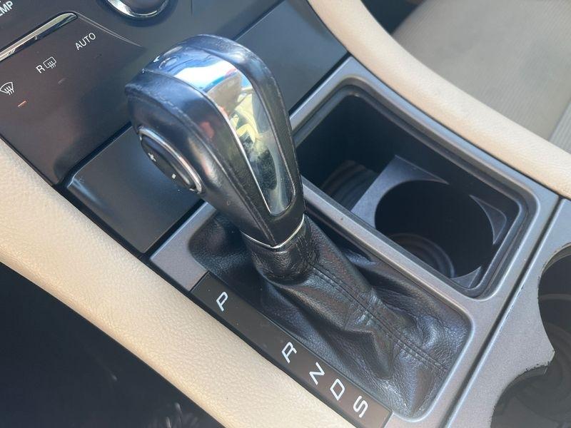 Ford Taurus SEL FWD 2018