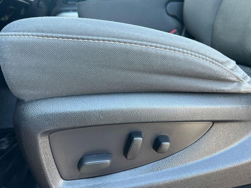 Chevrolet Silverado 1500 4WD Crew Cab 143.5" LT w/2LT 2017