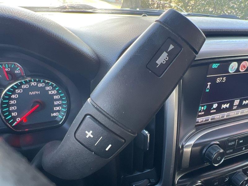 Chevrolet Silverado 1500 4WD Crew Cab 143.5" LT w/2LT 2017