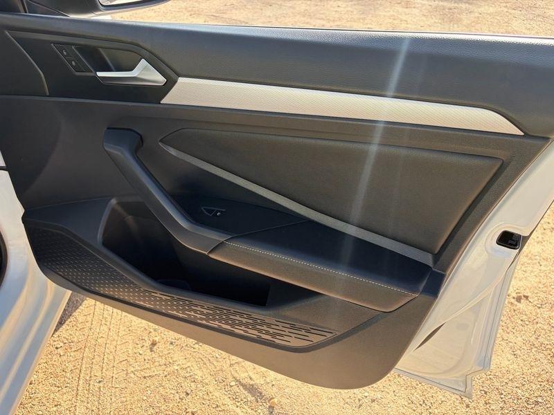 Volkswagen Jetta S Auto 2022