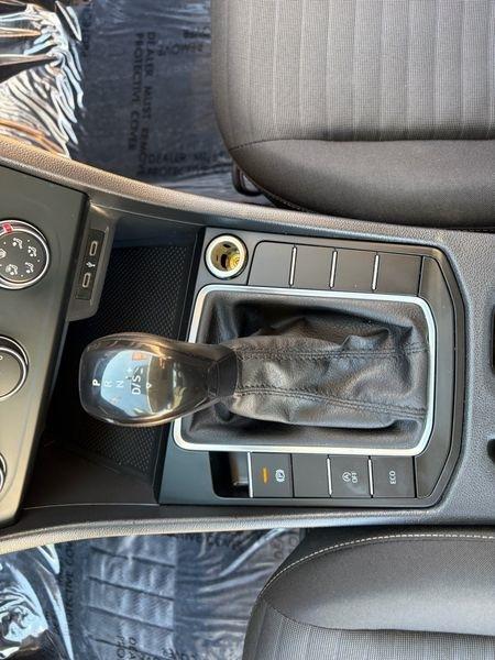 Volkswagen Jetta S Auto 2022