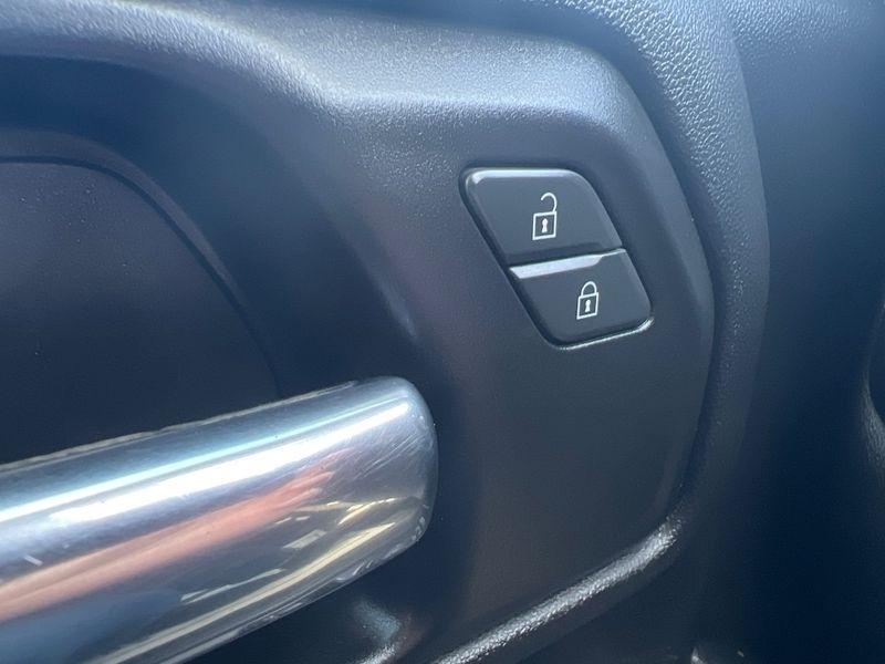 Chevrolet Silverado 2500HD 4WD Reg Cab 142" Work Truck 2020