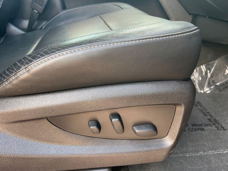 Chevrolet Silverado 1500 4WD Crew Cab 143.5" LTZ w/1LZ 2016