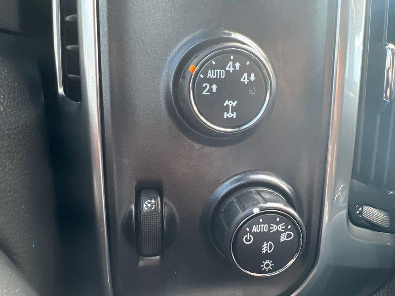 Chevrolet Silverado 1500 4WD Crew Cab 143.5" LTZ w/1LZ 2016