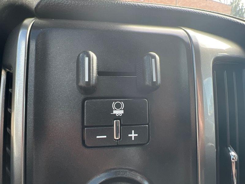 Chevrolet Silverado 1500 4WD Crew Cab 143.5" LTZ w/1LZ 2016