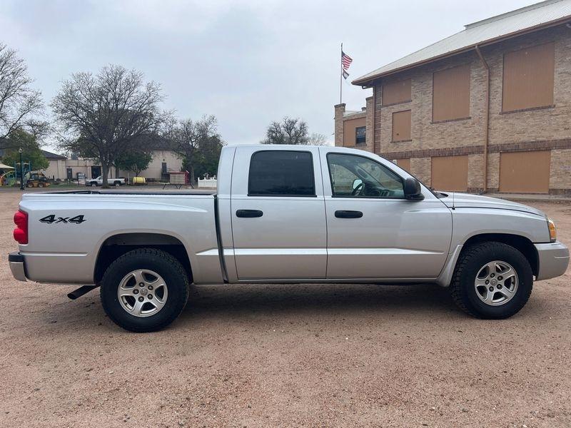 Dodge Dakota 4WD Quad Cab 131" SLT 2007