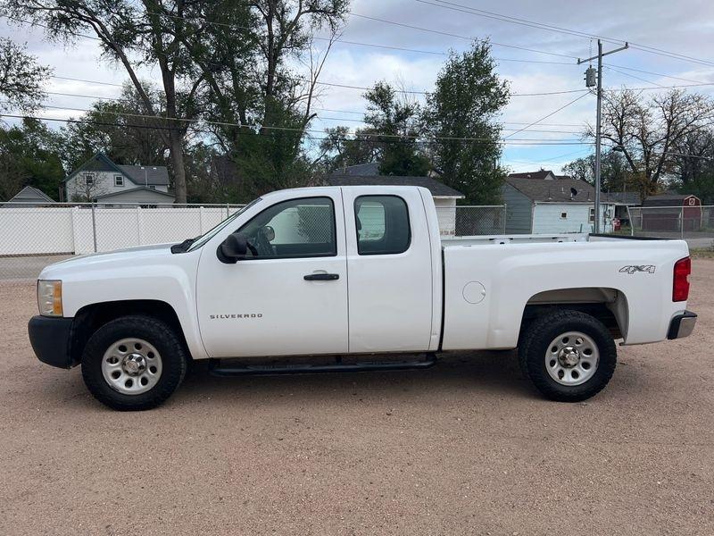Chevrolet Silverado 1500 4WD Ext Cab 143.5" Work Truck 2012