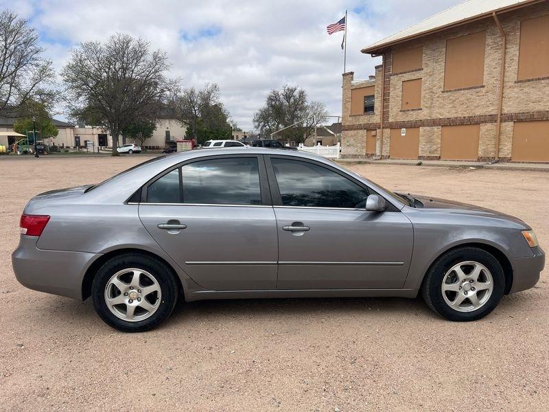 Hyundai Sonata 4dr Sdn GLS V6 Auto 2006