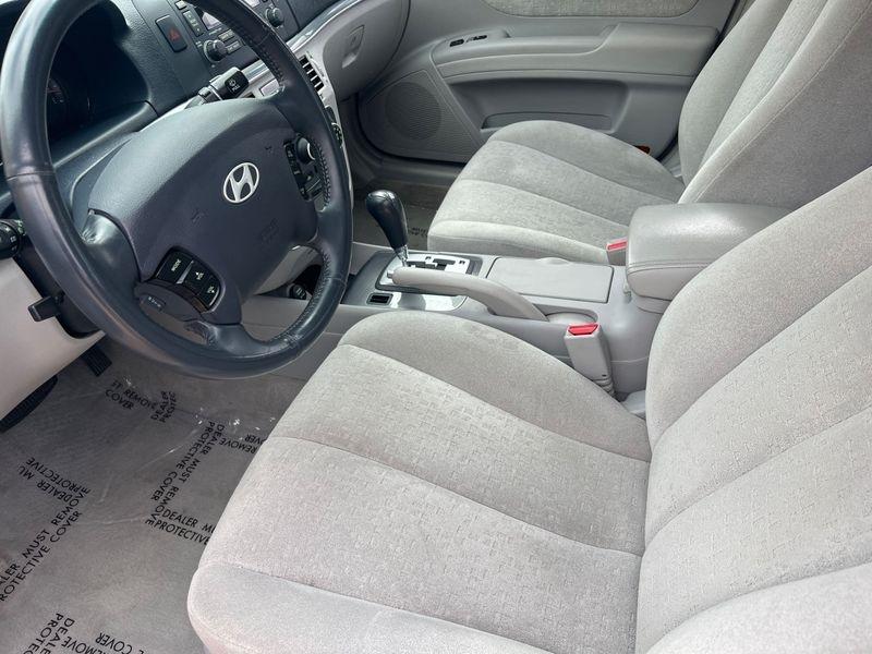 Hyundai Sonata 4dr Sdn GLS V6 Auto 2006