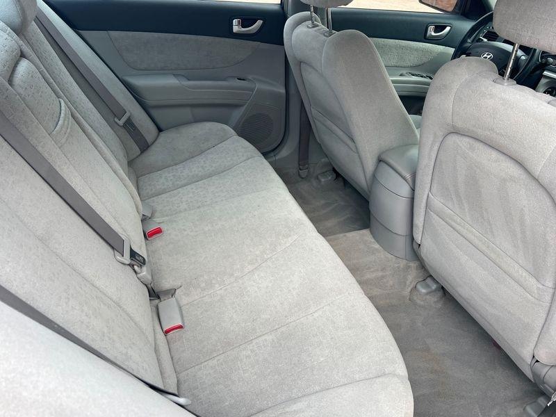 Hyundai Sonata 4dr Sdn GLS V6 Auto 2006