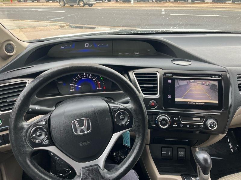 Honda Civic Sedan 4dr CVT SE 2015