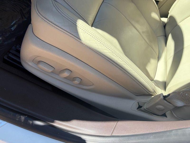 Buick LaCrosse 4dr Sdn Leather FWD 2016